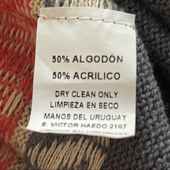 Manos Del Uruguay Aztec Sweater Vest in small - Picture 6 of 8